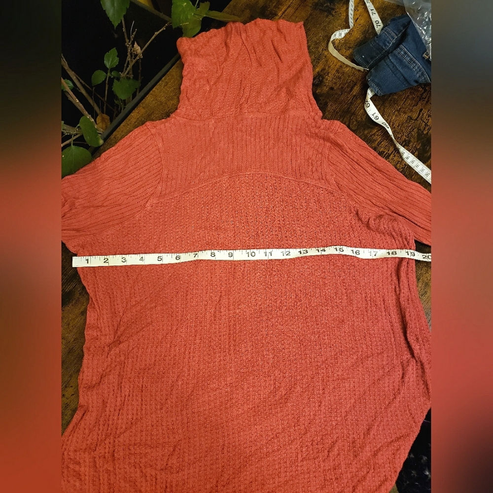 Free People hi low swing sweater stretchy boxy fit - Picture 3 of 13